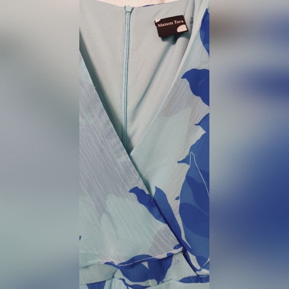 NWT Maison Tara Capelet Maxi Dress - Picture 6 of 15